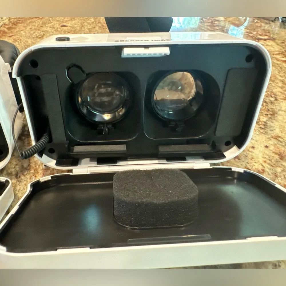 Sharper Image White Overhead Smartphone VR Headset Goggles